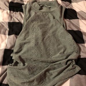 Tight fitting rouched tank top